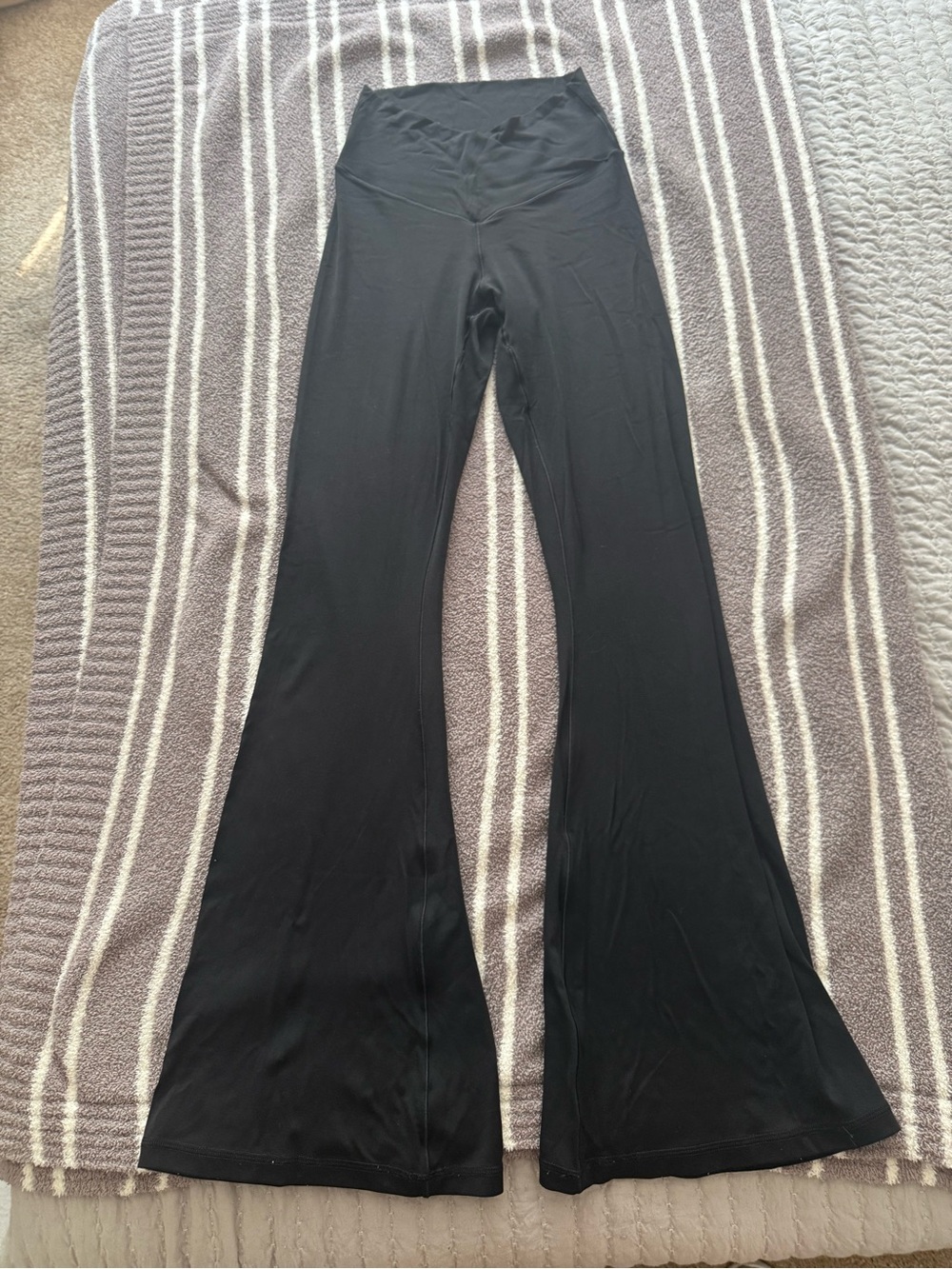 aerie Black Boot Cut Flare Yoga Pants